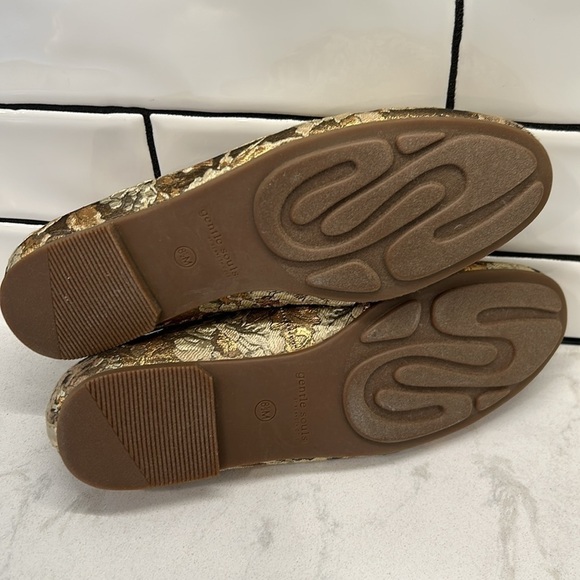 Gentle Souls by Kenneth Cole Eugene Floral Tapestry Retro Flat Loafers Size 8.5 - Picture 9 of 16